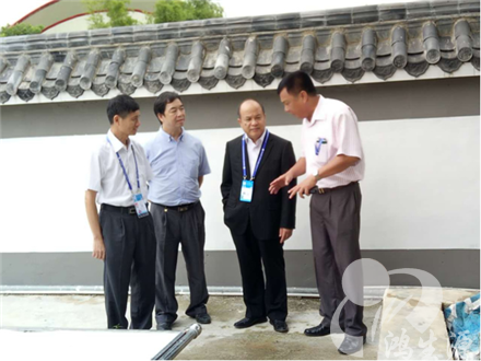 ���方环境官员寚w�`生源环保创新技术处理生�z�d��圾表�C�����?/></a> <a href=