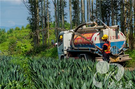 博白县水鸣镇�Q�捍卫河���的���水“尊颜�?/></a> <a href=